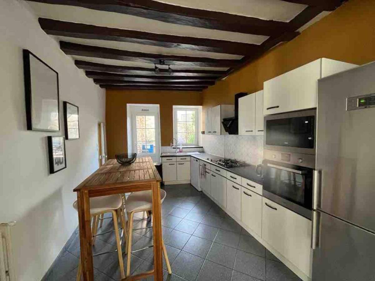 Logement Centre Ville 1 A 4 Chambres Alençon Εξωτερικό φωτογραφία