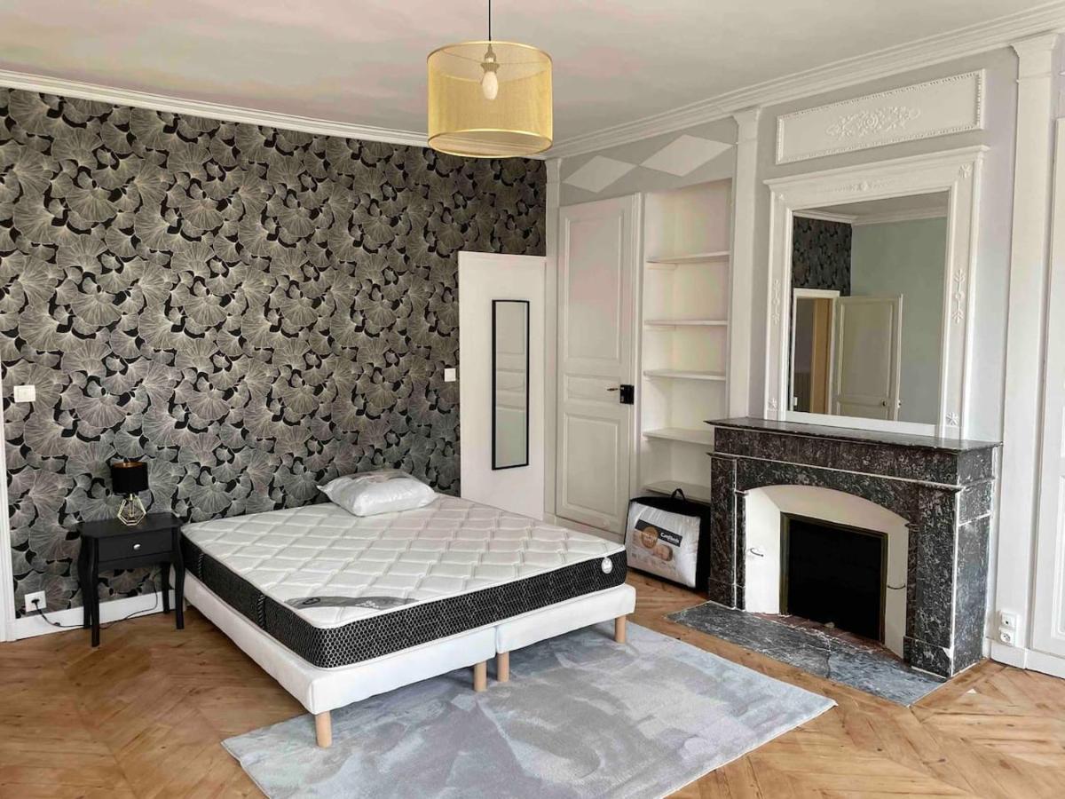 Logement Centre Ville 1 A 4 Chambres Alençon Εξωτερικό φωτογραφία