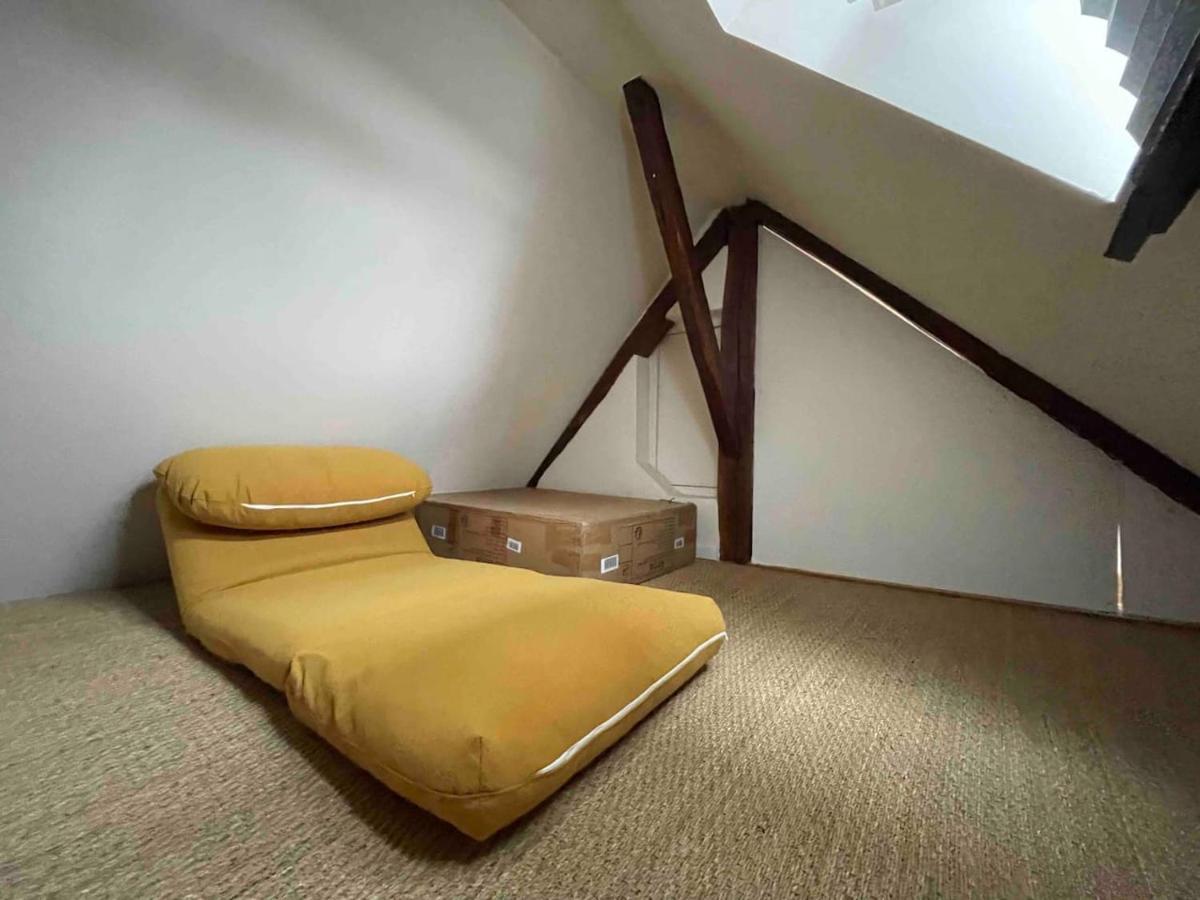 Logement Centre Ville 1 A 4 Chambres Alençon Εξωτερικό φωτογραφία