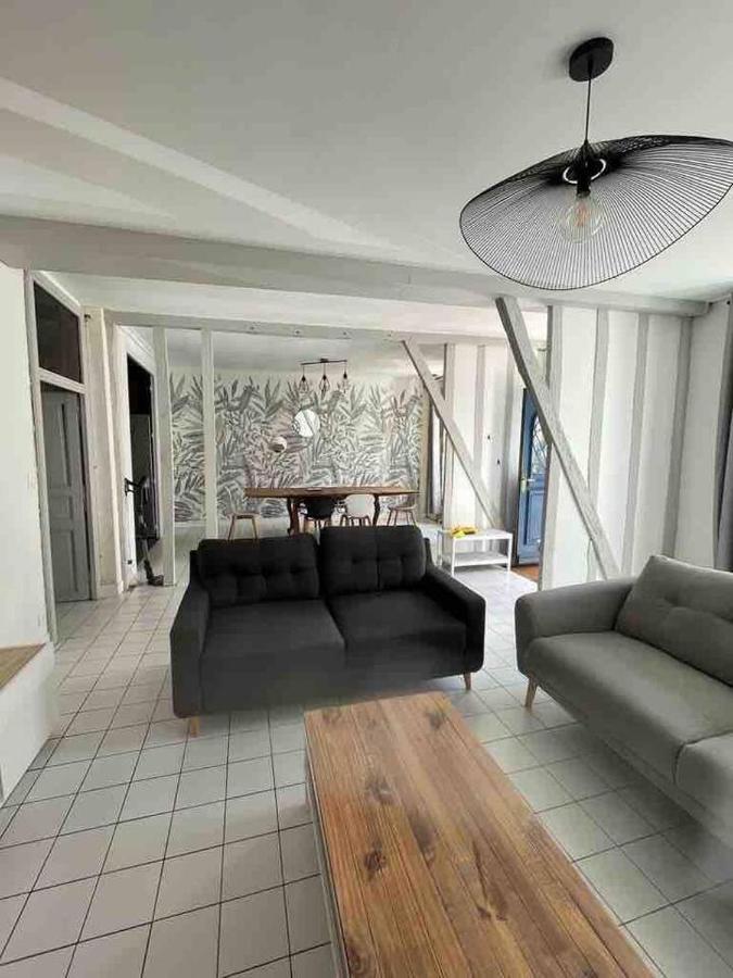 Logement Centre Ville 1 A 4 Chambres Alençon Εξωτερικό φωτογραφία