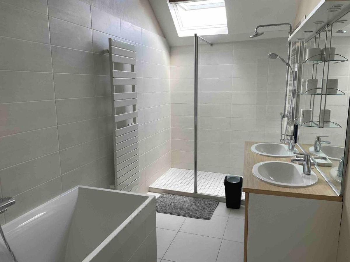 Logement Centre Ville 1 A 4 Chambres Alençon Εξωτερικό φωτογραφία